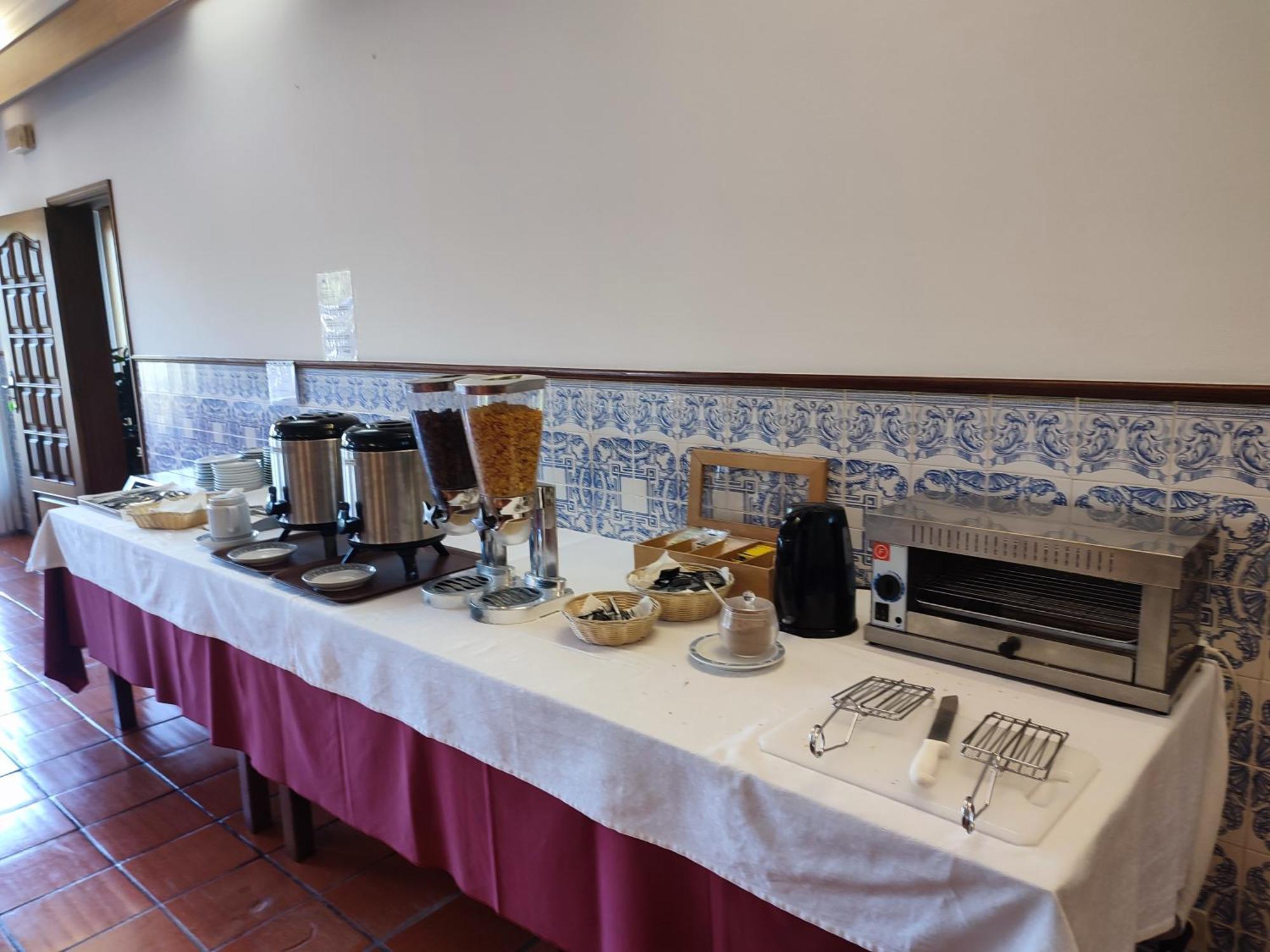 Hotel Mira Rio Еспосенде Екстериор снимка