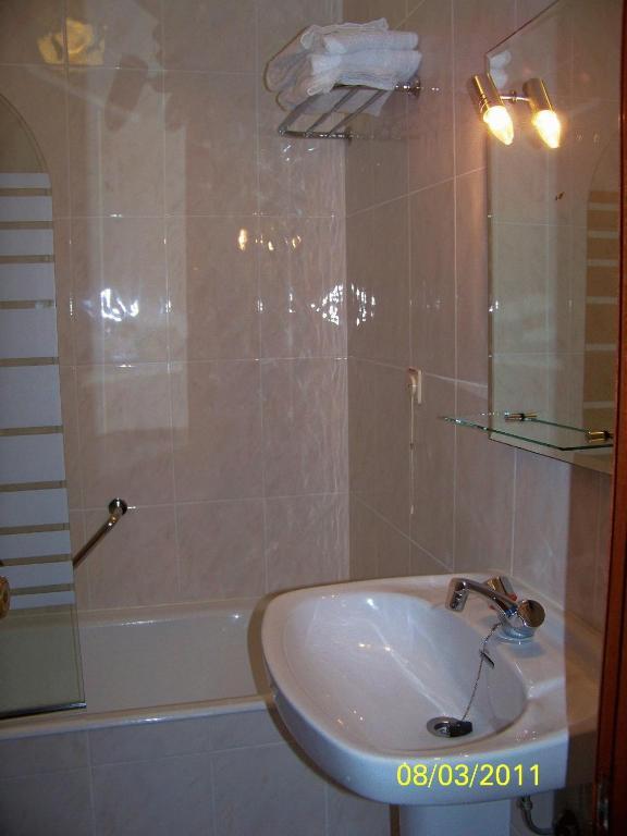Hotel Mira Rio Еспосенде Екстериор снимка
